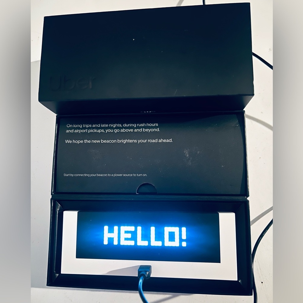 Brand New Open Box Electronic Uber Beacon - Picture 3 of 3
